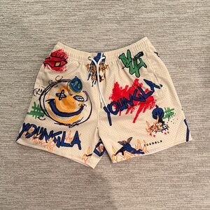 Young La graphic shorts